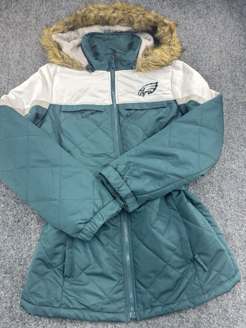 Philadelphia Eagles Women's Puffer Jacket Size S Green NFL Team Apparel Hooded
